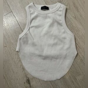 White Fox “The way it goes” crop in white